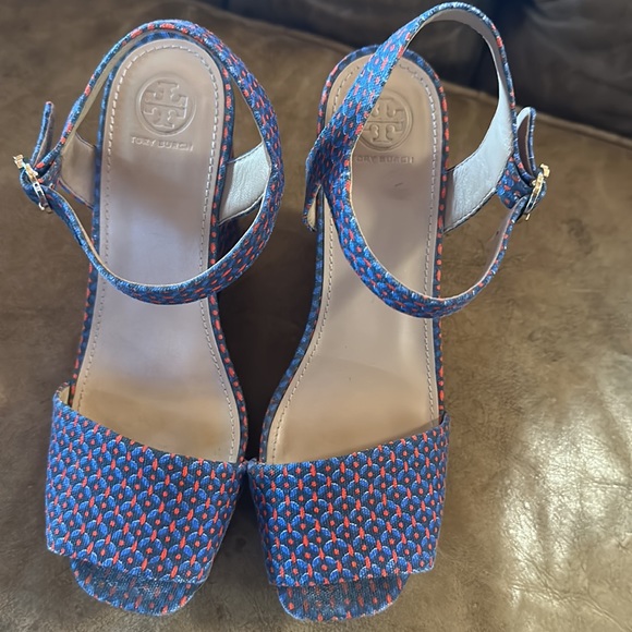 TORY BURCH Canvas Wedges - Picture 2 of 7